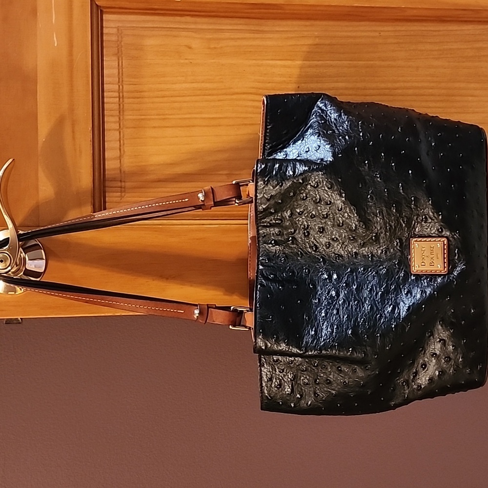 Gently Used Excellent Condition Dooney & Bourke Black Ostritch Leather Tote Bag